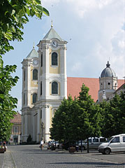 The double towers of the St. Bartholomew's Church or Great Church - Gyöngyös, Maďarsko