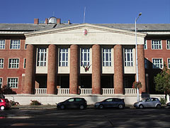 Könyves Kálmán High School - Budapeşte, Macaristan