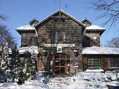 The front wall of the Báró Eötvös Lóránd Tourist Shelter stone building in winter - Dobogókő, Ungheria