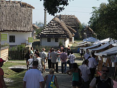 Bustle of the fair in the square in front of the Granary - Szentendre (Sant'Andrea), Ungheria