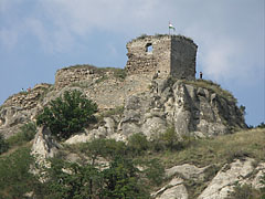 Ruins of the Castle of Sirok on the top of the rock - Sirok, Unkari