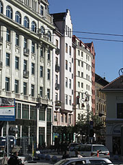 Here starts one of the pedestrian streets - Budimpešta, Madžarska