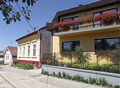 Some dwelling houses of the main street - Szada, Madžarska