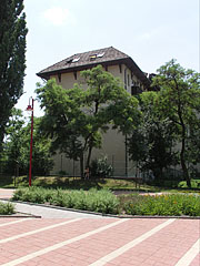 The park at the swimming pool - Budapeszt, Węgry