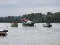 River Danube at Alsógöd settlement - Göd, Унгария