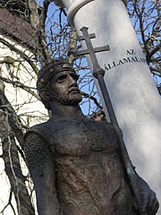 Bronze statue of King St. Stephen I of Hungary on the Millenium Monument, near the Roman Catholic Church - Püspökladány (Пюшпёкладань), Венгрия