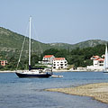 Sailing boats at the beach of Slano - Slano, Kroatien