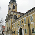 The Assumption of Mary Parish Church and the Town Hall of Szentgotthárd - Szentgotthárd, ハンガリー