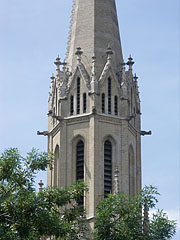 One of the towers of the St. Elizabeth Parish Church in Erzsébetváros quarter - Budapešť, Maďarsko