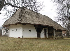 The so-called "smoky house" (in Hungarian "füstösház") - Szalafő, Maďarsko