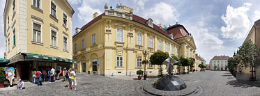 Városház Square, Episcopal palace - Székesfehérvár, Macaristan