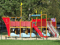 Playground with slides and climbing frames - Balatonfüred, Macaristan