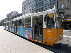 A yellow tram 49 in the station - Budapeşte, Macaristan