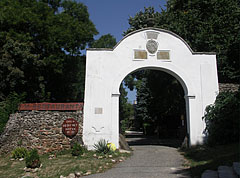 Gate of the Lengyel-Putheány Mansion - Szigliget, Macaristan