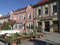 Long shadows in the late afternoon in the main square - Tapolca, Macaristan