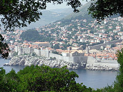 Glimpse to Dubrovnik from Lokrum Island - Dubrovnik, Croația