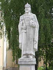 Statue of St. Stephen (King Stephen I of Hungary) - Hatvan, Ungaria