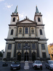 The double steeples of the baroque Cathedral of the Visitation of Our Lady ("Sarlós Boldogasszony") - Szombathely, Ungaria