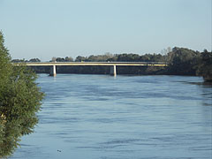 The Drava River and the Drava Bridge of Barcs - Barcs, Hungria