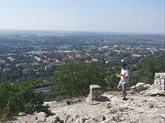 View to Tatabánya from the Kő Hill and the Turul Monument - Tatabánya, Hungría