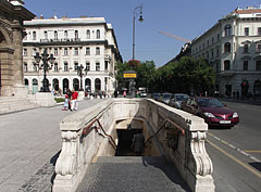 Stairs down to the "Opera" station of the Millenium Underground Railway (M1 metro or subway, in Hungarian "Kisföldalatti") - Budapest, Ungheria