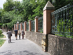 The fence of the Budapest Zoo - Budapest, Ungheria