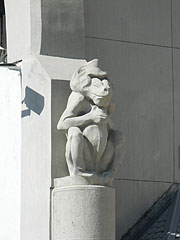 Stone sculpture of a mandrill at the ticket offices - Budapest, Ungheria