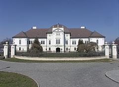 The view of the Forgách Mansion from the square - Szécsény, Ungheria