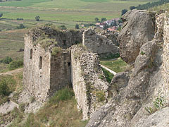 The survived wall remains of the so-called Italian bastion from around 1530, viewed from a cliff in the Upper Castle - Sirok, Unkari