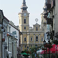 The Minorite Church of Miskolc on the Hősök tere ("Heroes' Square"), viewed from the pedestrian street - Miskolc, Madžarska