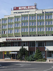 Hotel Árpád - Tatabánya, Унгария