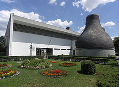 The Thermal Spa and Open-Air Bath of Jászberény, opened in 1964 - Jászberény, Венгрия