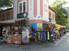 Gift shops at Móló Pizzeria and Restaurant - Révfülöp, Hongarije