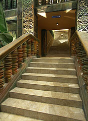 Stairs up to the next floor - Βουδαπέστη, Ουγγαρία