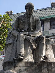 Statue of Mihály Vörösmarty Hungarian poet - 부다페스트, 헝가리