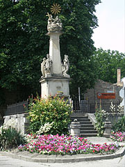 Holy Trinity Column in the square - Paks, 匈牙利