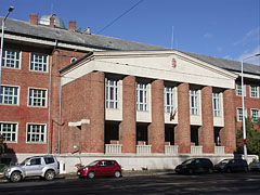 Könyves Kálmán High School - Будимпешта, Мађарска