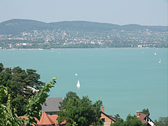 Kilátás a Balatonra Balatonfüred irányában (észak-kelet felé) - Tihany, Magyarország